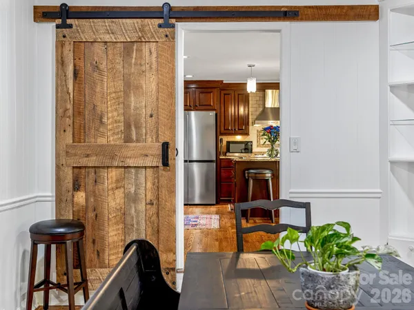 $1,495,000 | 163 Northern Lights Lane, Hendersonville, NC 28739