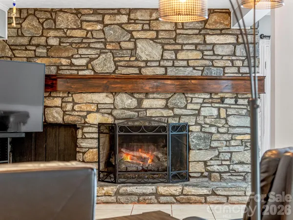 $1,495,000 | 163 Northern Lights Lane, Hendersonville, NC 28739