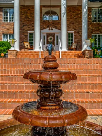 $1,495,000 | 163 Northern Lights Lane, Hendersonville, NC 28739