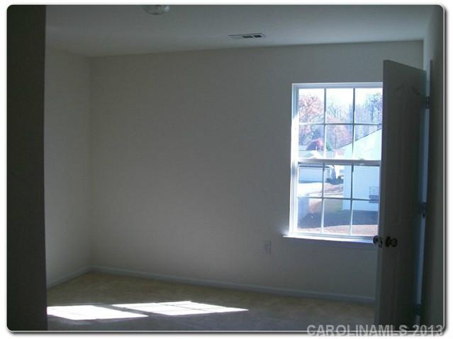 720 Overlook Road Lowell, NC 28098 - Photo 12 of 15