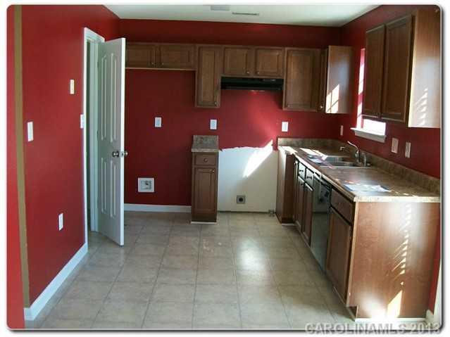 720 Overlook Road Lowell, NC 28098 - Photo 5 of 15