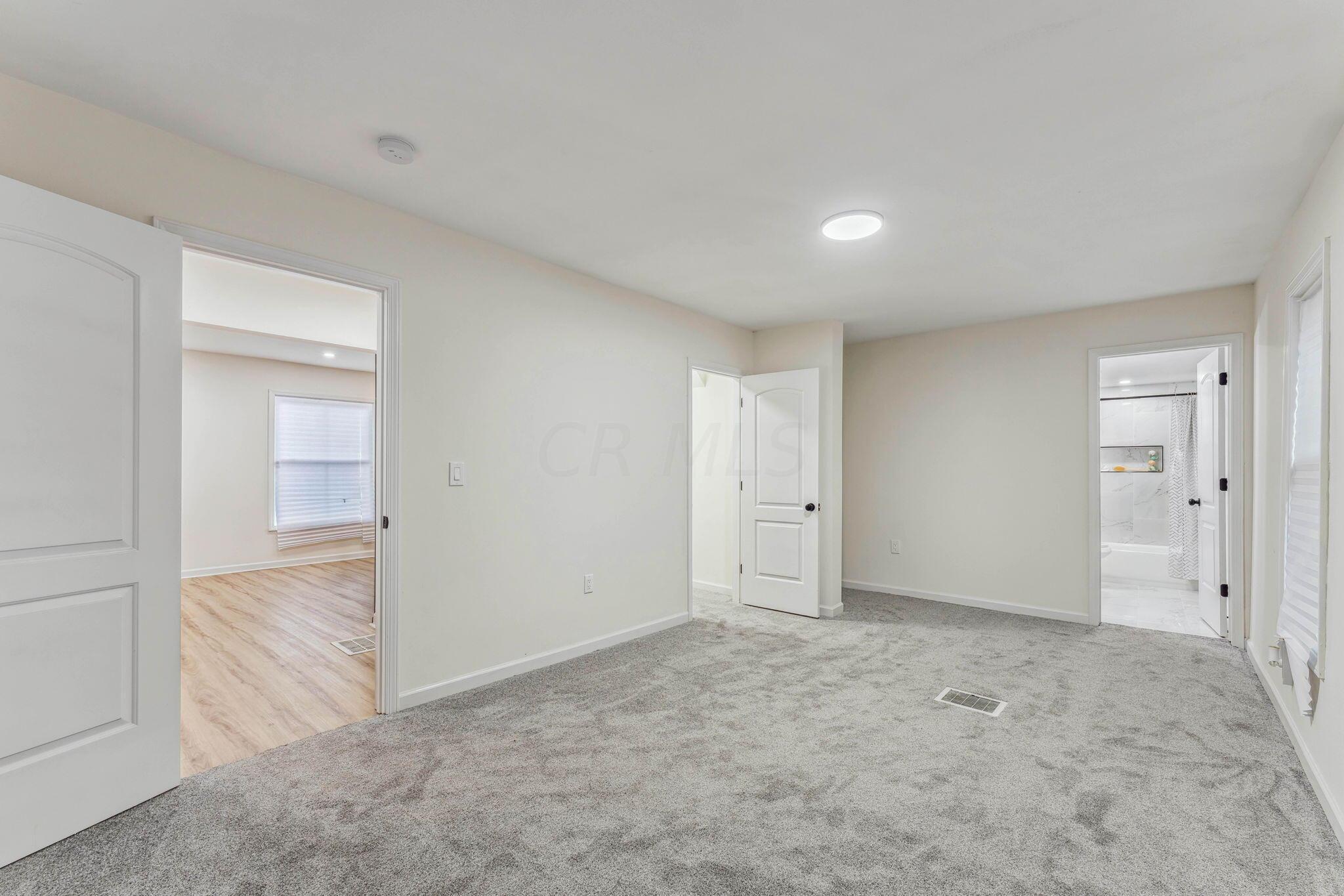 1177 Smith Road Columbus, OH 43207 - Photo 6 of 44 19-web-or-mls-1177-smith-rd