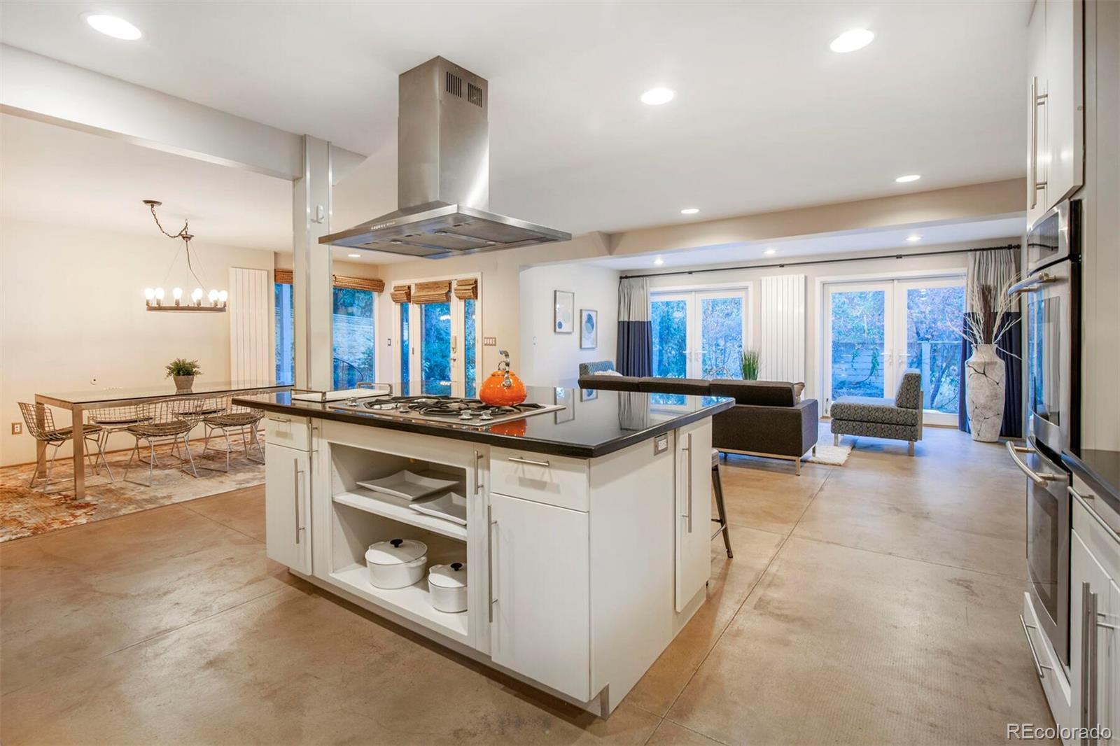 1010 Rosehill Drive Boulder, CO 80302 - Photo 8 of 40