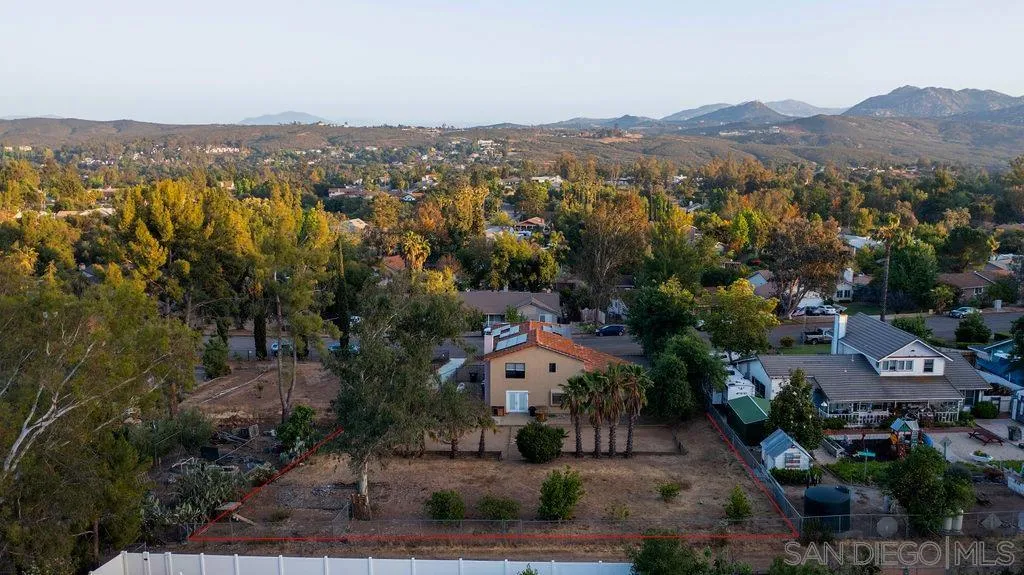 16550 Dartolo Road Ramona, CA 92065 - Photo 3 of 35 Gallery Image 3