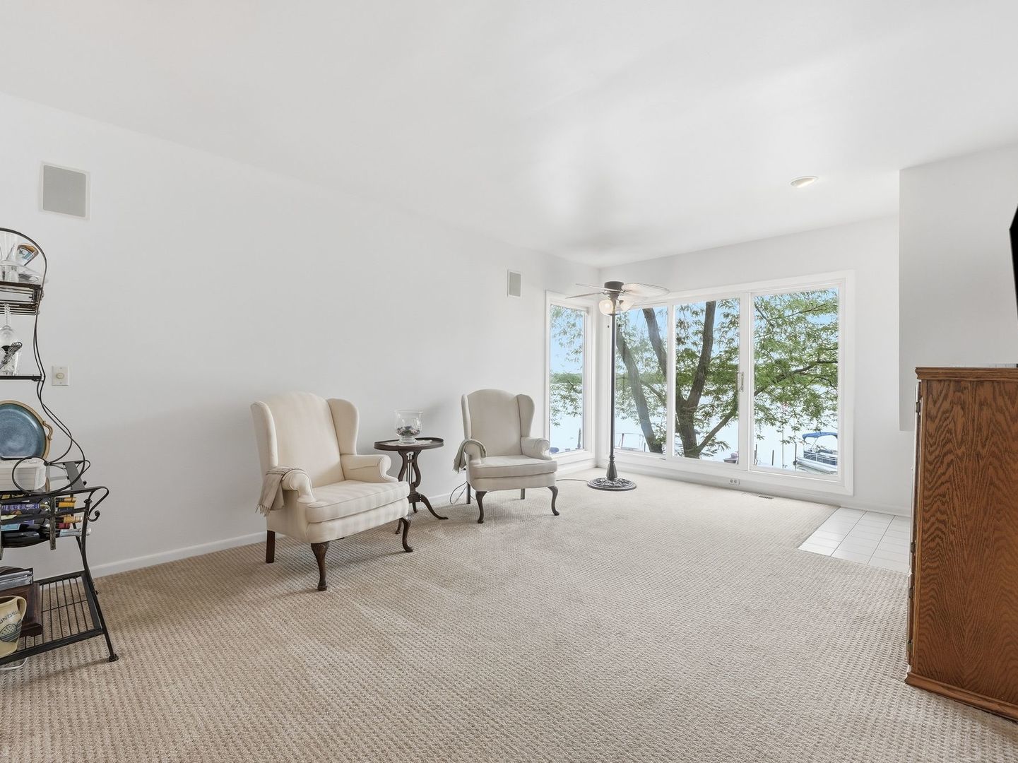 26435 North Ridge Court Mundelein, IL 60060 - Photo 5 of 32 Gallery Image 5