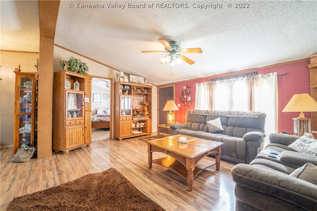 267 Oak Ridge Road Buffalo, WV 25033 - Photo 17 of 21 Gallery Image 17