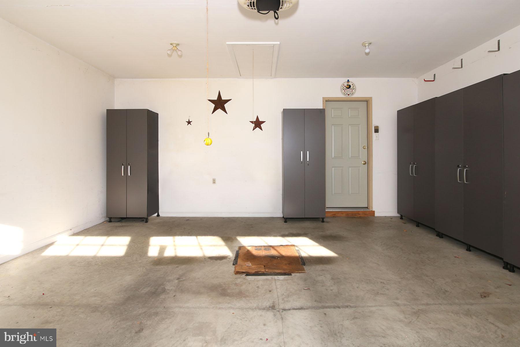 43 Farm Lane Lancaster, PA 17603 - Photo 40 of 42 a view of an empty room