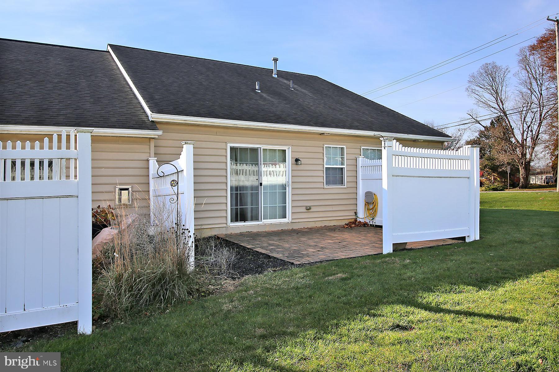 43 Farm Lane Lancaster, PA 17603 - Photo 9 of 42 a front view of a house with a yard