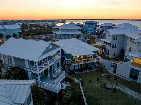 $1,179,000 | 1468 Bermuda Drive, Navarre, FL 32566