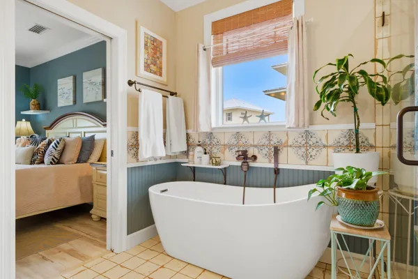 $1,179,000 | 1468 Bermuda Drive, Navarre, FL 32566