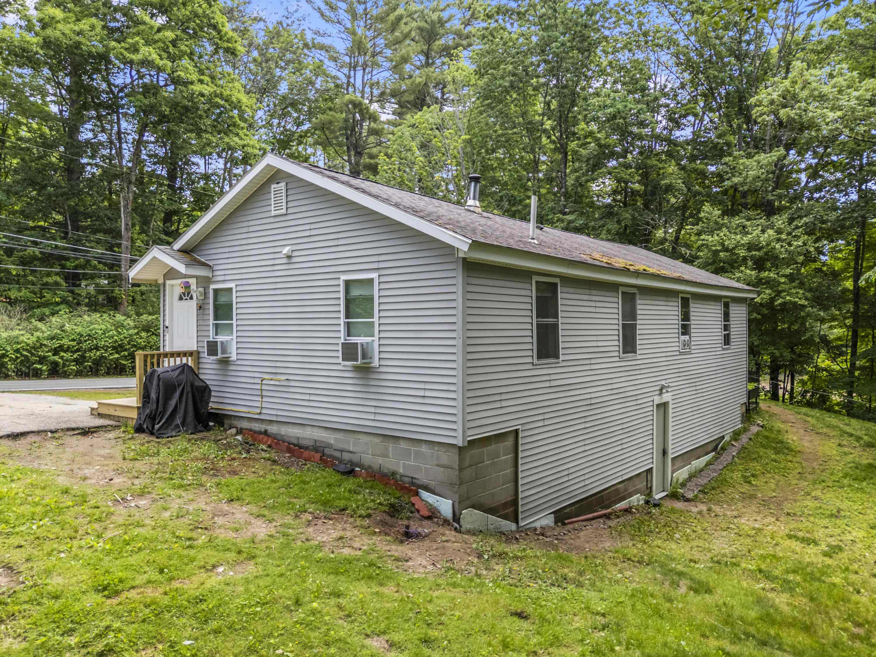 584 Chestnut Hill Road Farmington, NH 03835 - Photo 39 of 53