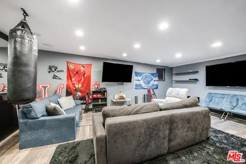 $2,395,000 | 4432 Forman Avenue, Toluca Lake, CA 91602