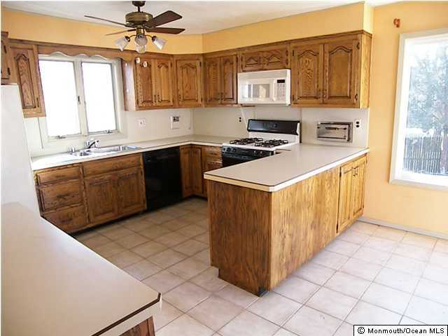 30 Drift Road Middletown, NJ 07718 - Photo 3 of 3 Additional Photo