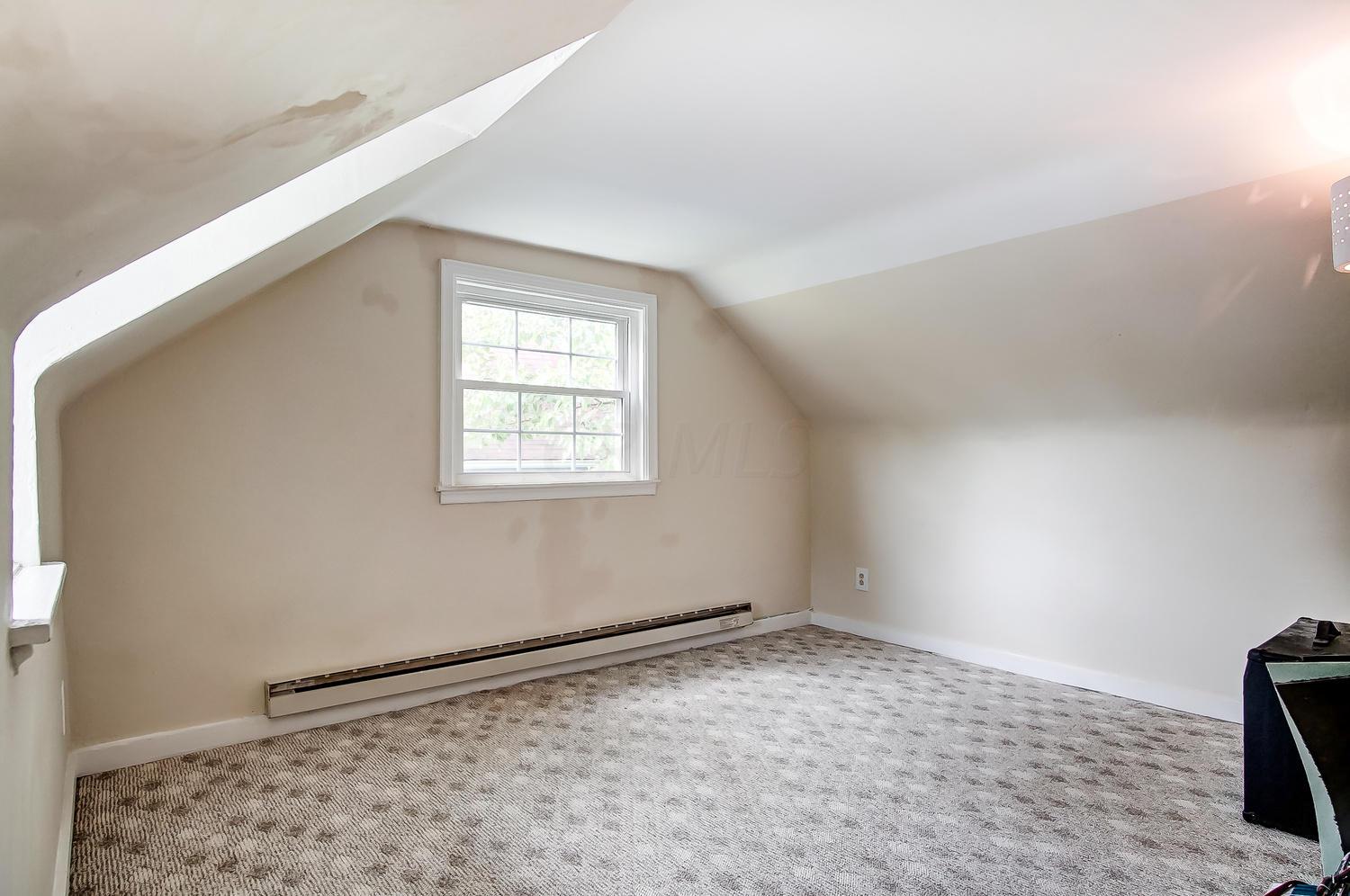 1296 East Weber Road Columbus, OH 43224 - Photo 14 of 23