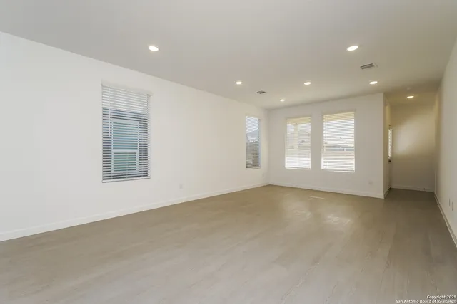 $1,795 | 11714 Carolina Rose, Converse, TX 78109