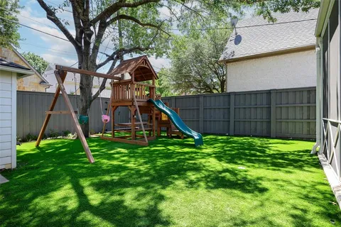 a view of a house with a park