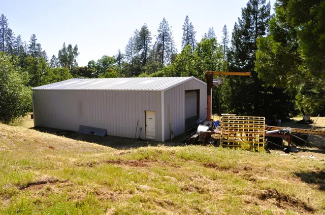 a view of outdoor space with trees