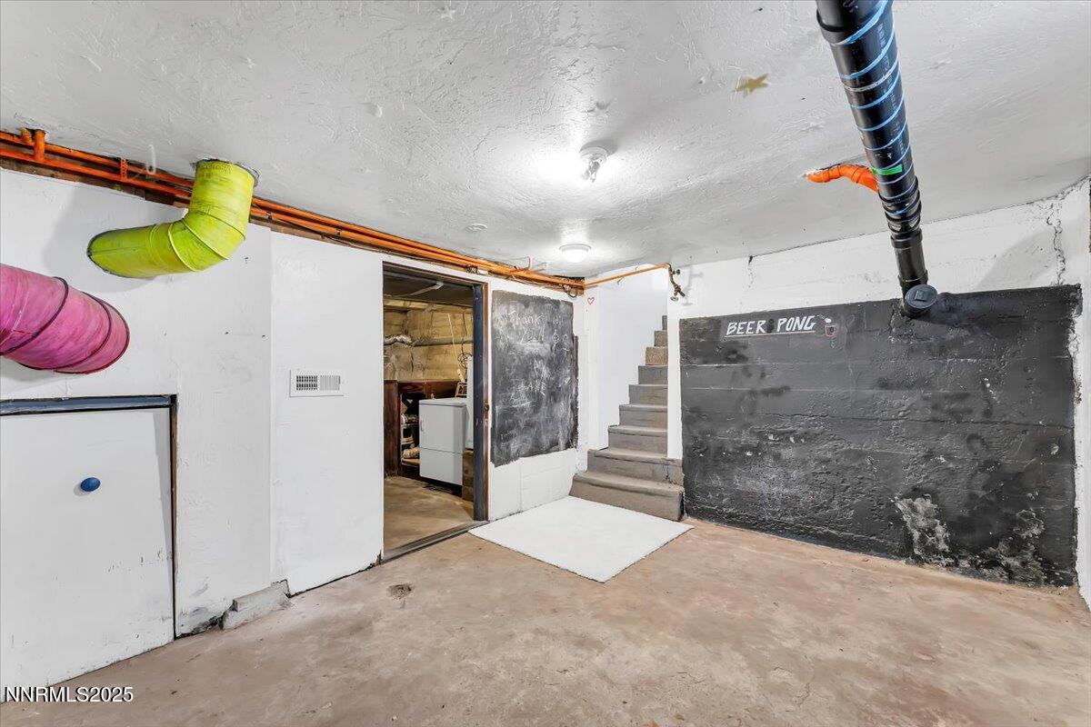 1145 Seminary Avenue Reno, NV 89503 - Photo 27 of 33 31-1145 Seminary Ave Reno NV 89503 (30 o
