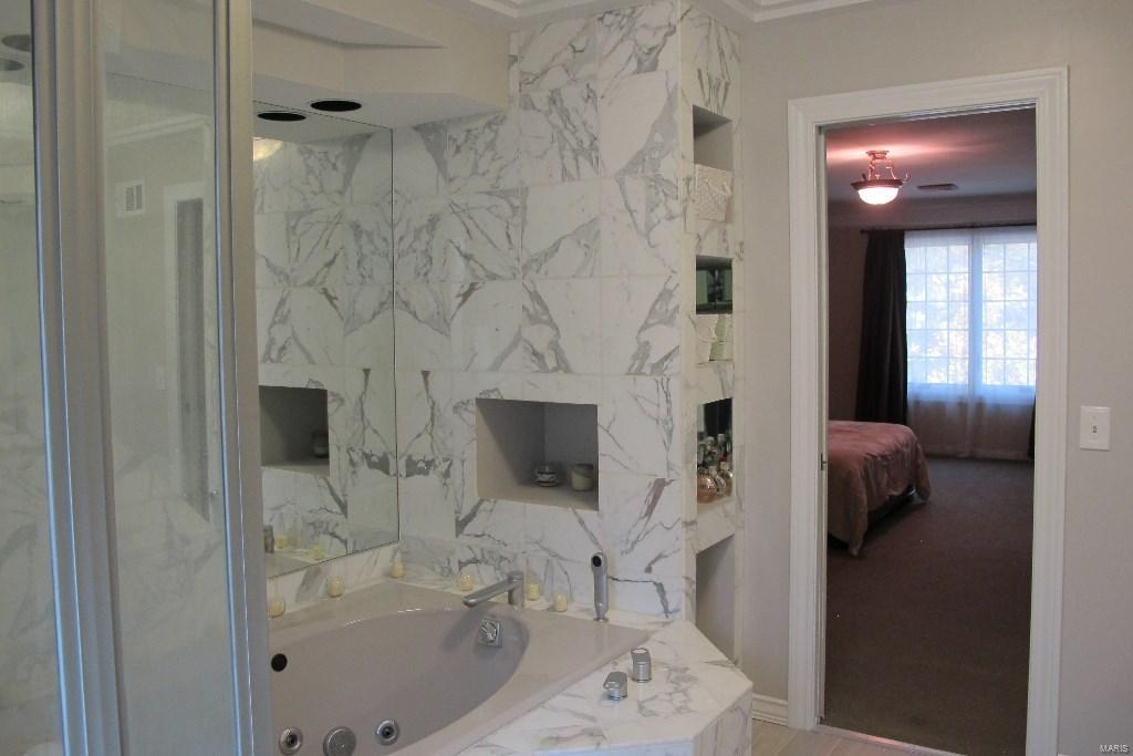 13468 Cedar Bridge Road St. Louis, MO 63141 - Photo 15 of 34 Gallery Image 15