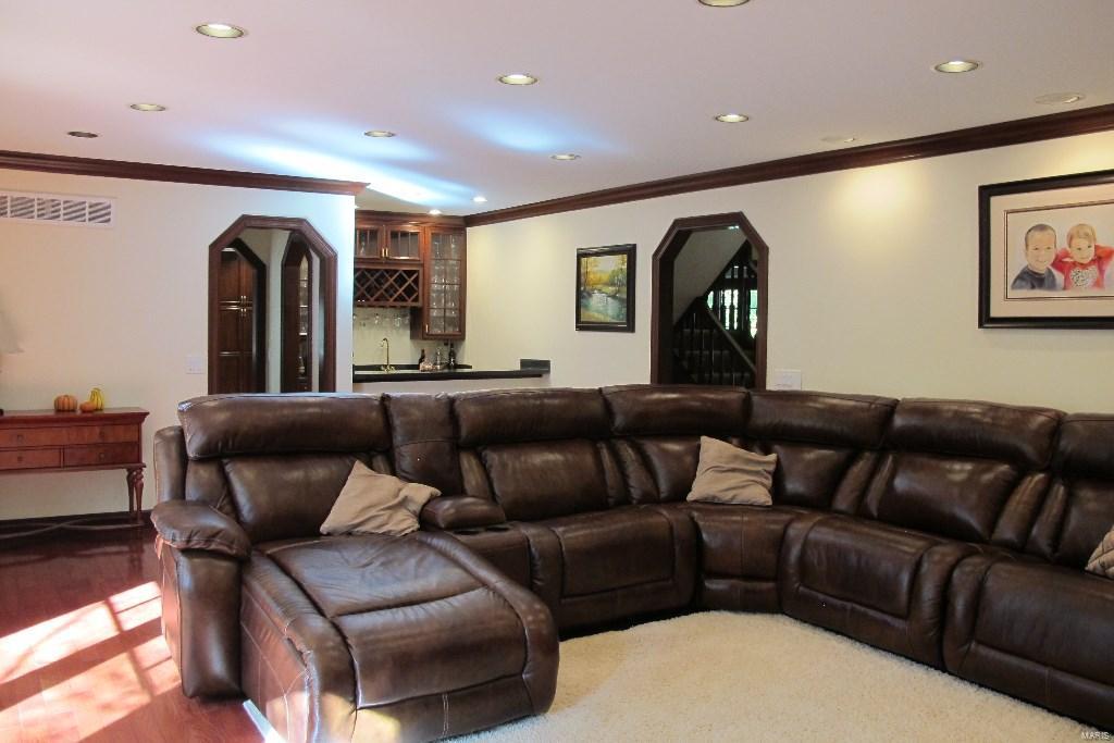 13468 Cedar Bridge Road St. Louis, MO 63141 - Photo 5 of 34 Gallery Image 5