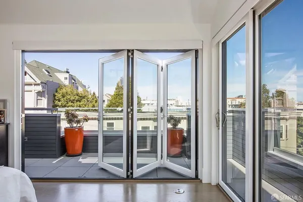 $22,000 | Grattan Street, San Francisco, CA 94117