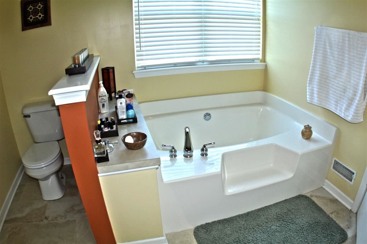 1431 Old Mill Road Lapeer, MI 48446 - Photo 19 of 38 21447798-18.JPG