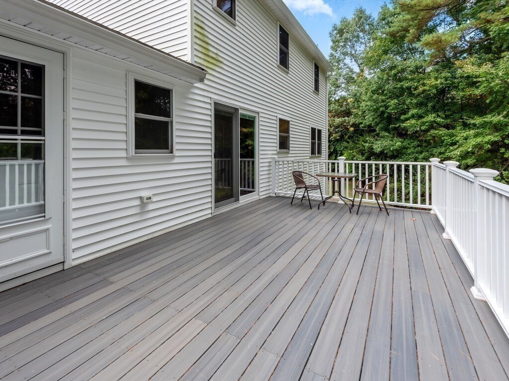 150 Simpson Road Marlborough, MA 01752 - Photo 3 of 33 Gallery Image 3