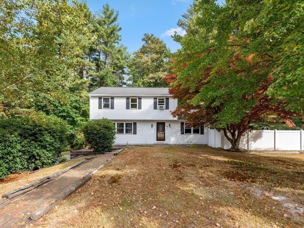 150 Simpson Road Marlborough, MA 01752 - Photo 4 of 33 Gallery Image 4