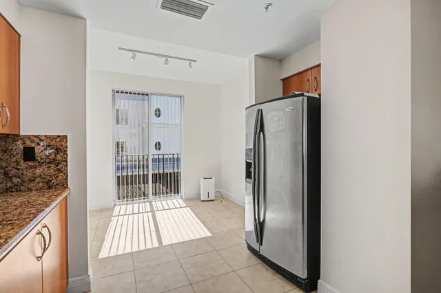 $4,500 | 350 Northeast 3rd Street, Unit 3D, Delray Beach, FL 33444