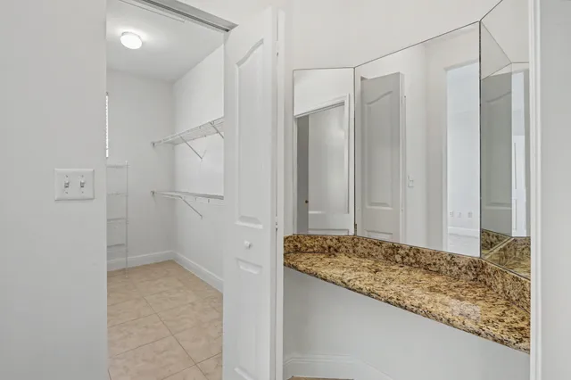 $4,500 | 350 Northeast 3rd Street, Unit 3D, Delray Beach, FL 33444