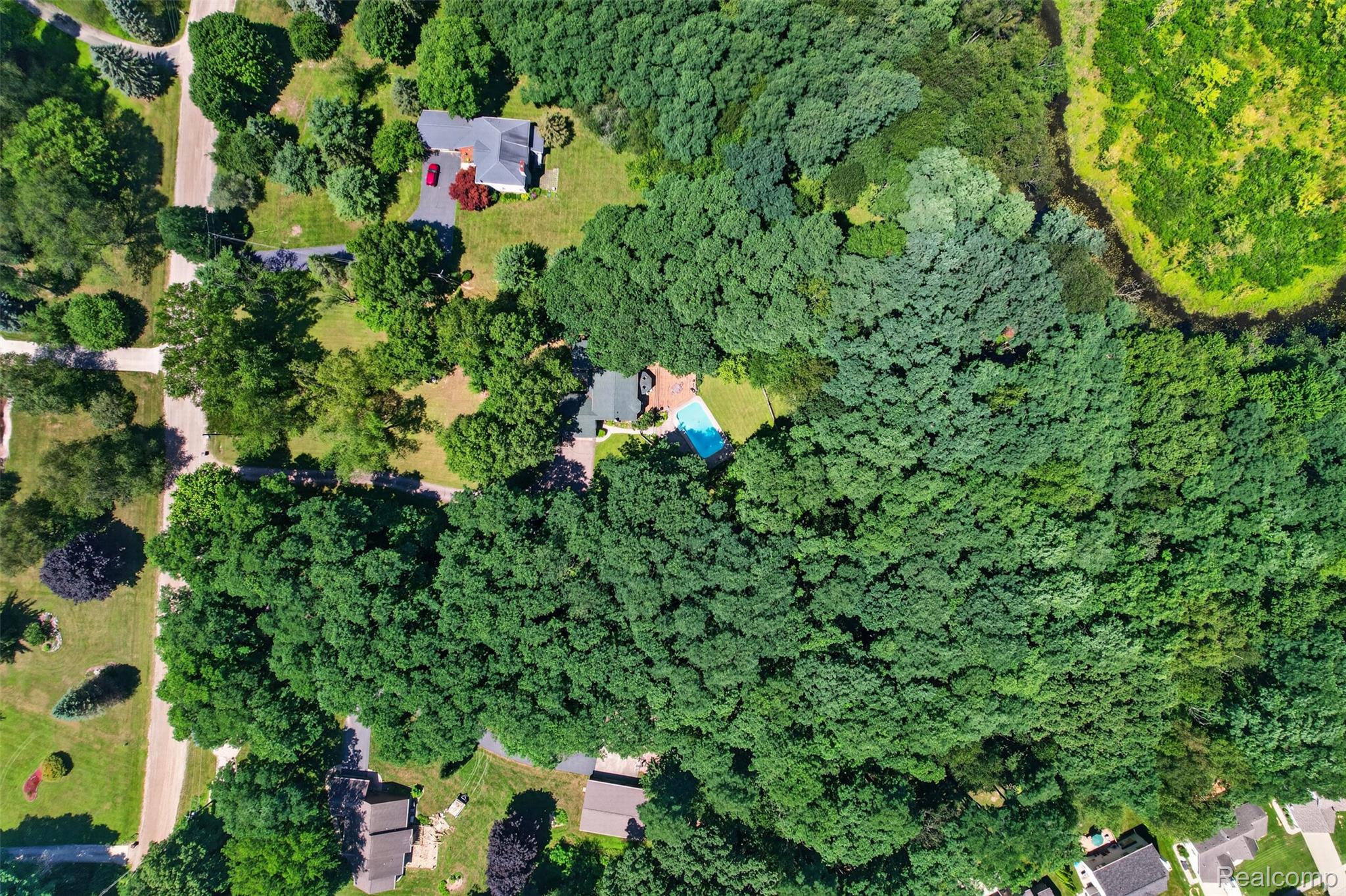 1919 Fox Ridge Drive Howell, MI 48843 - Photo 42 of 42 DJI_0060.jpg