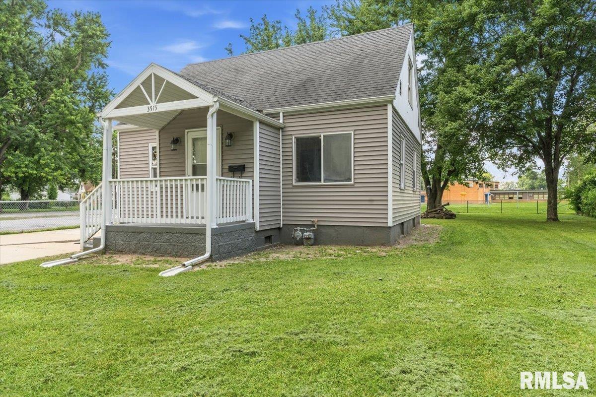 3515 Sherman Street Springfield, IL 62703 - Photo 4 of 22