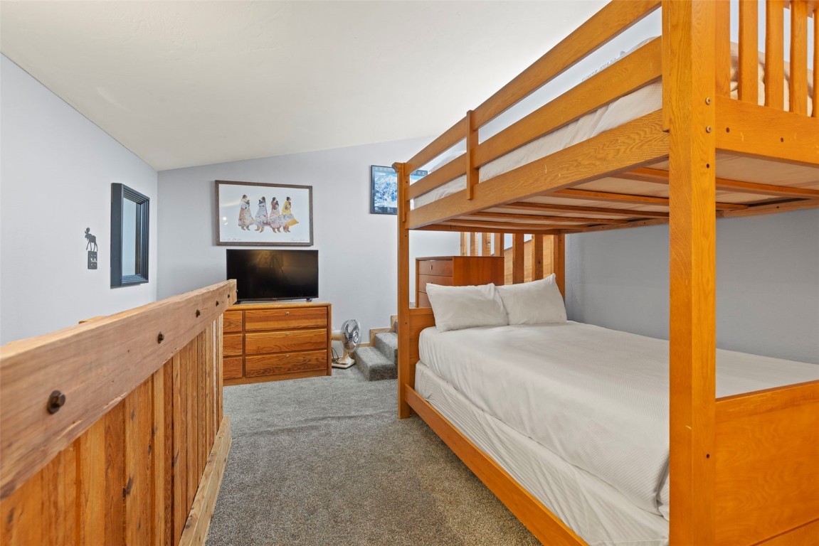 405 4 O Clock Road, Unit 12F Breckenridge, CO 80424 - Photo 35 of 43 Large upstairs loft
