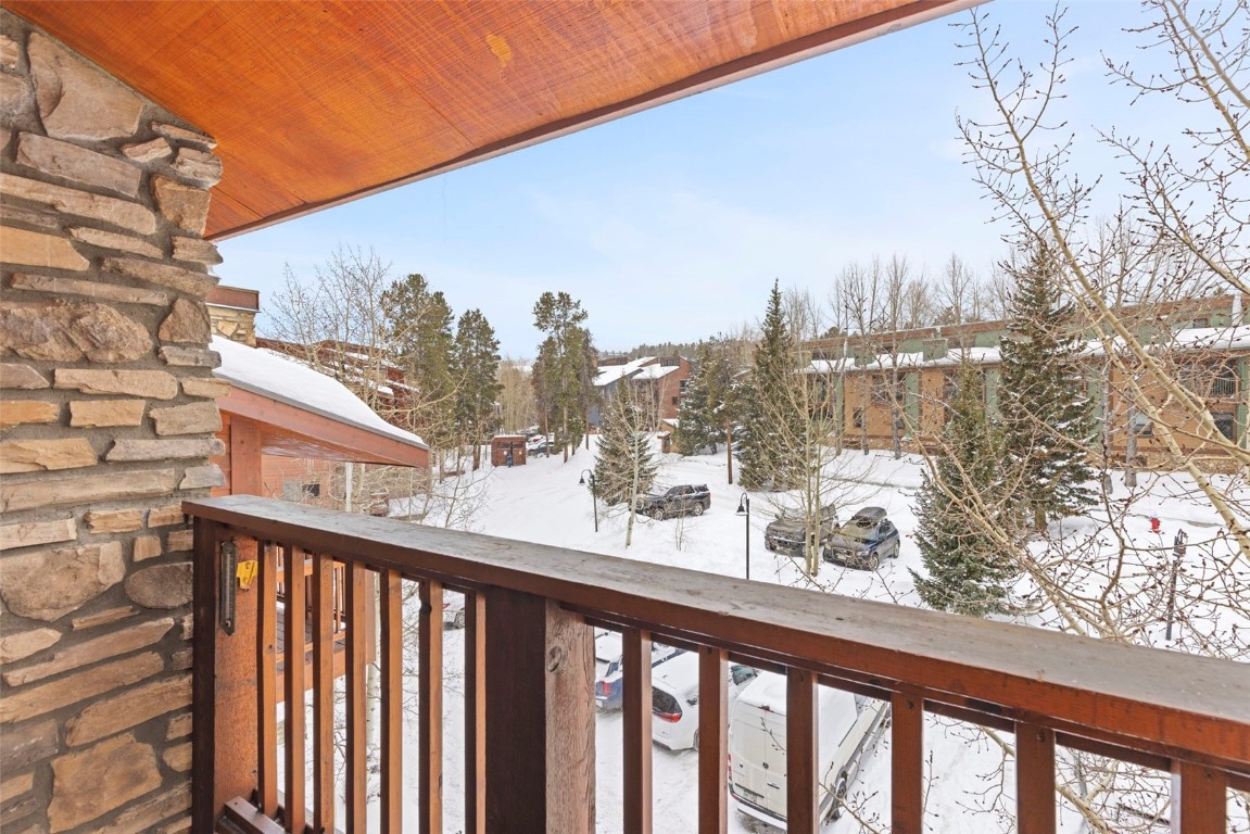 405 4 O Clock Road, Unit 12F Breckenridge, CO 80424 - Photo 38 of 43 Balcony off of living room