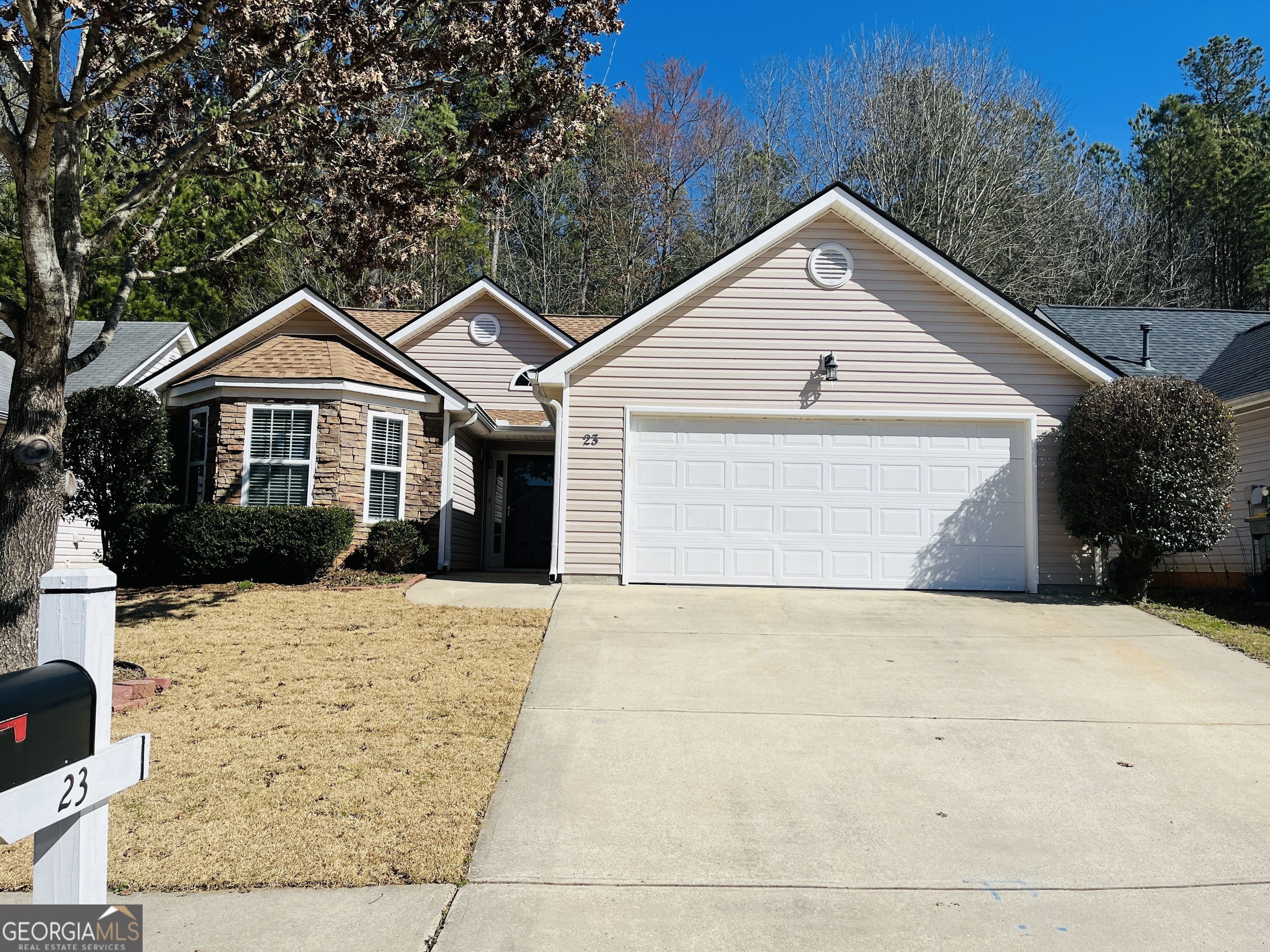 23 Belltree Circle Newnan, GA 30265 - Photo 1 of 26