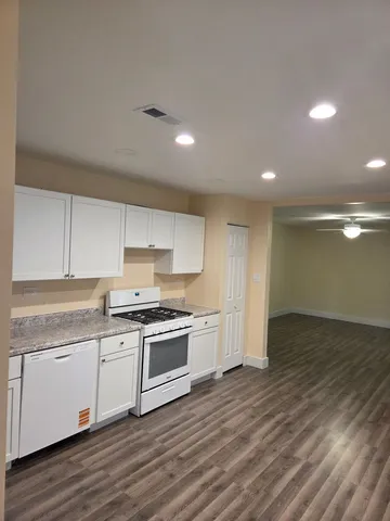 $1,850 | 21836 Orion Avenue, Sauk Village, IL 60411