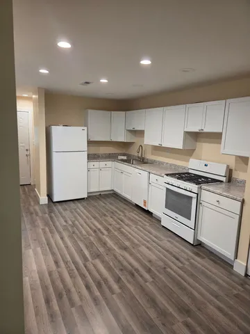 $1,850 | 21836 Orion Avenue, Sauk Village, IL 60411