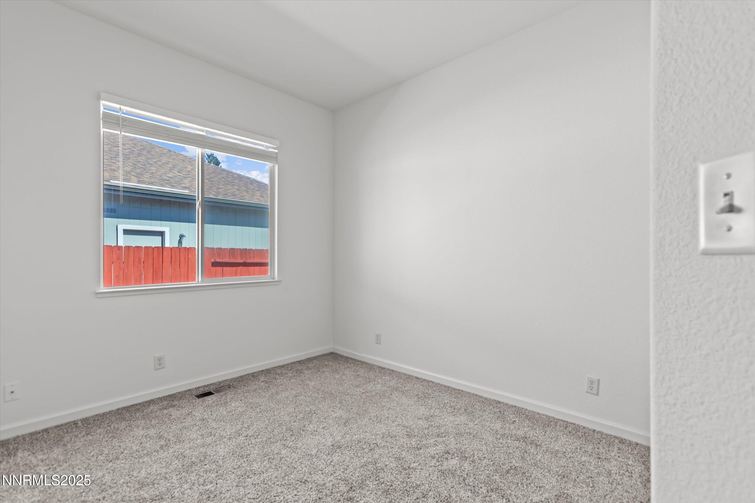 2365 Red Maple Court Reno, NV 89523 - Photo 28 of 34 an empty room with windows