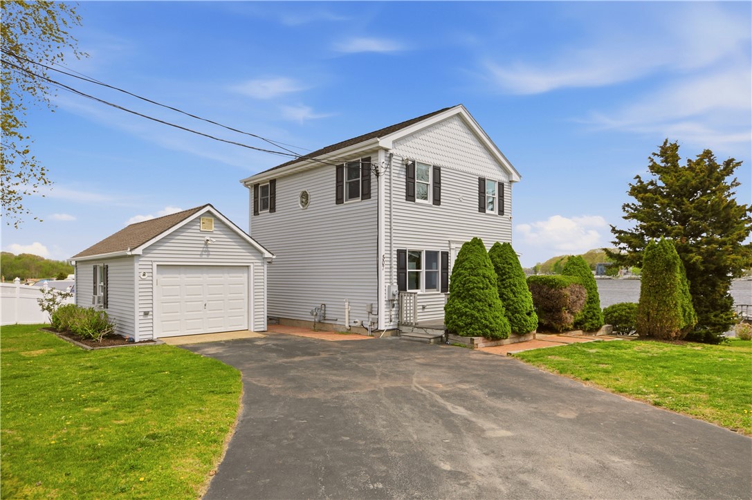 507 County Road Barrington, RI 02806 - Photo 3 of 45