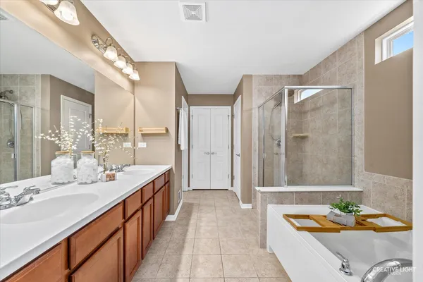 $715,000 | 4319 Silver Bell Court, Naperville, IL 60564