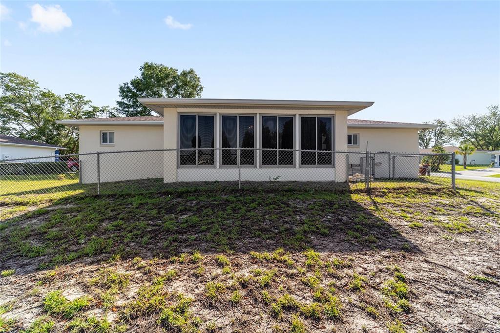 10470 Southwest 61st Terrace Road Ocala, FL 34476 - Photo 47 of 49
