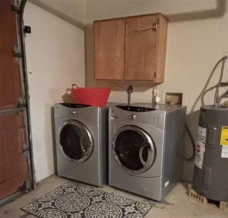 $2,200 | 739 Locklear Avenue, Sarasota, FL 34237