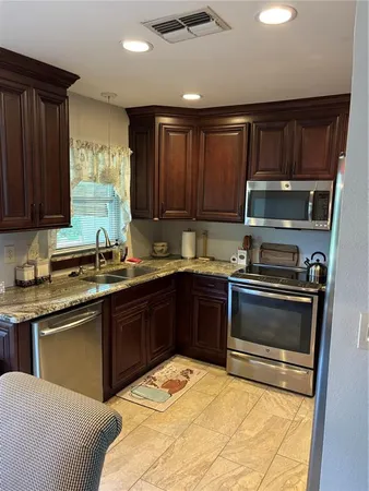 $2,200 | 739 Locklear Avenue, Sarasota, FL 34237