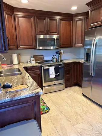 $2,200 | 739 Locklear Avenue, Sarasota, FL 34237