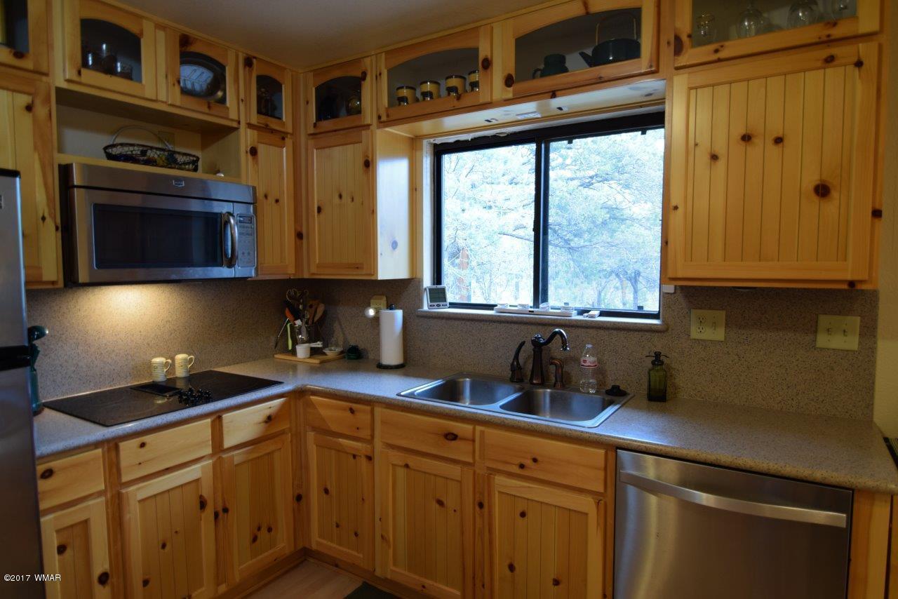 2845 Deer Trail Overgaard, AZ 85933 - Photo 10 of 34 Gallery Image 10