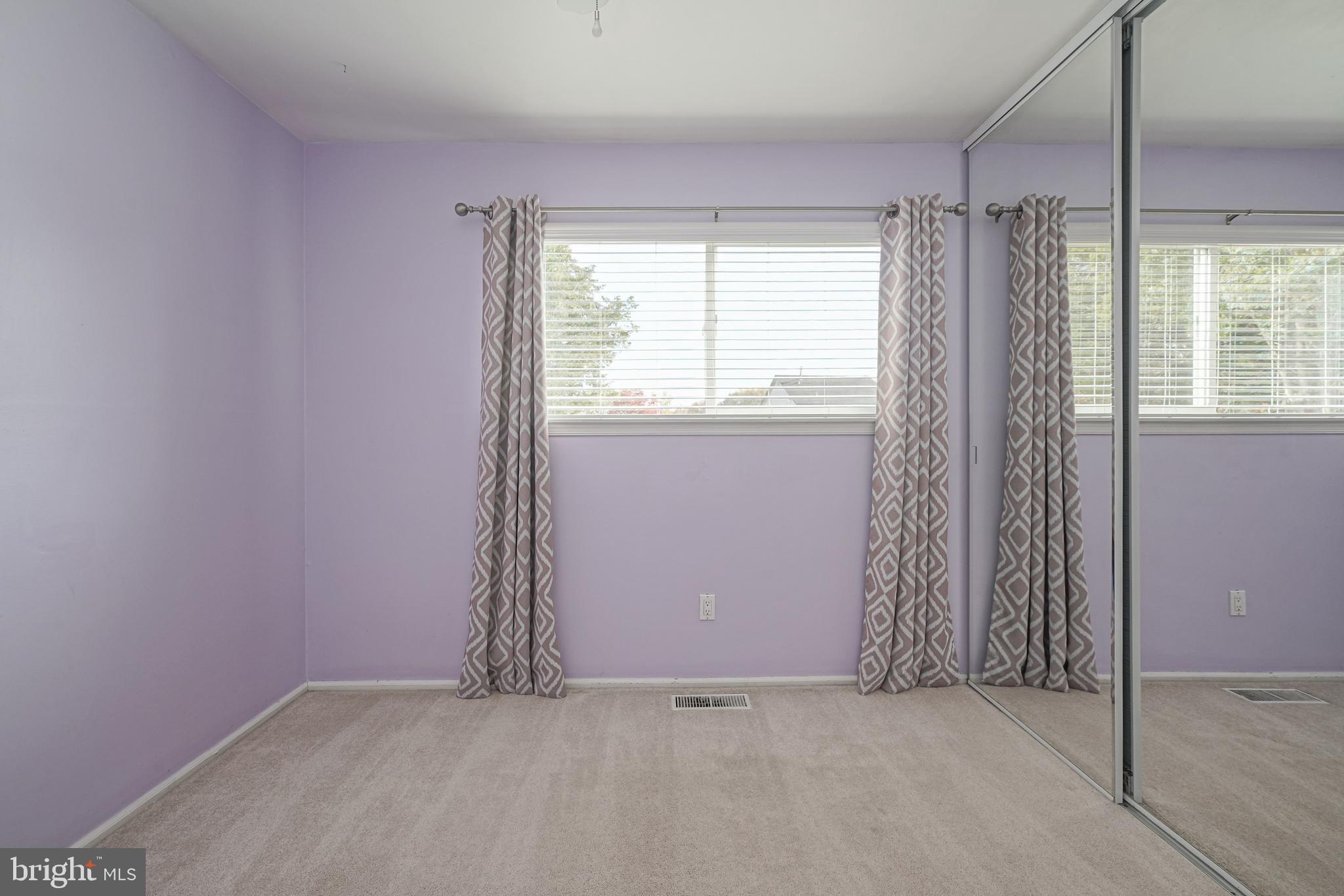 10 Gladstone Road Marlton, NJ 08053 - Photo 19 of 28 an empty room with windows