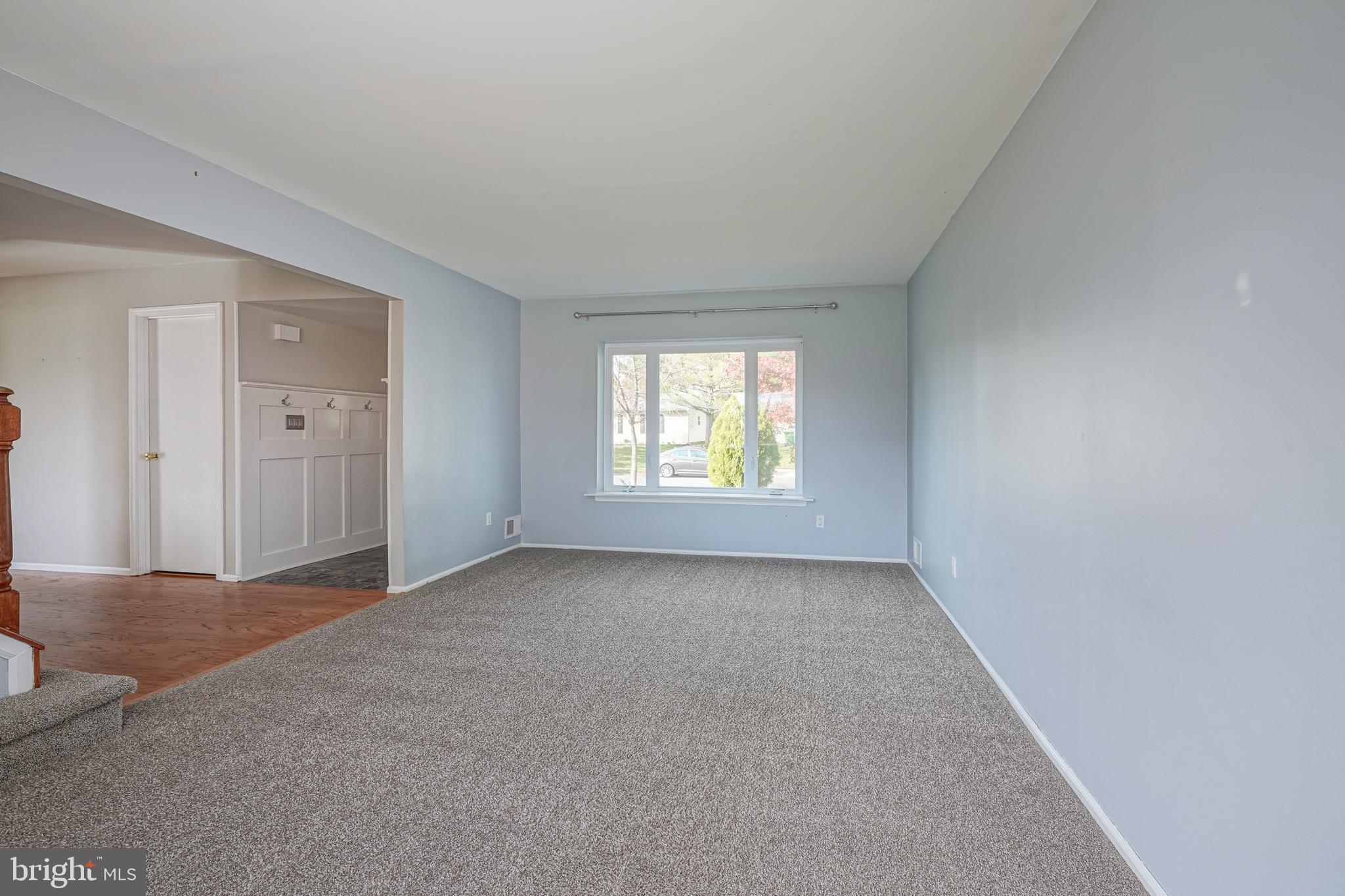 10 Gladstone Road Marlton, NJ 08053 - Photo 4 of 28 an empty room with windows