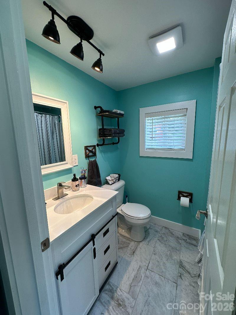 48 Circle Lane Marion, NC 28752 - Photo 6 of 8