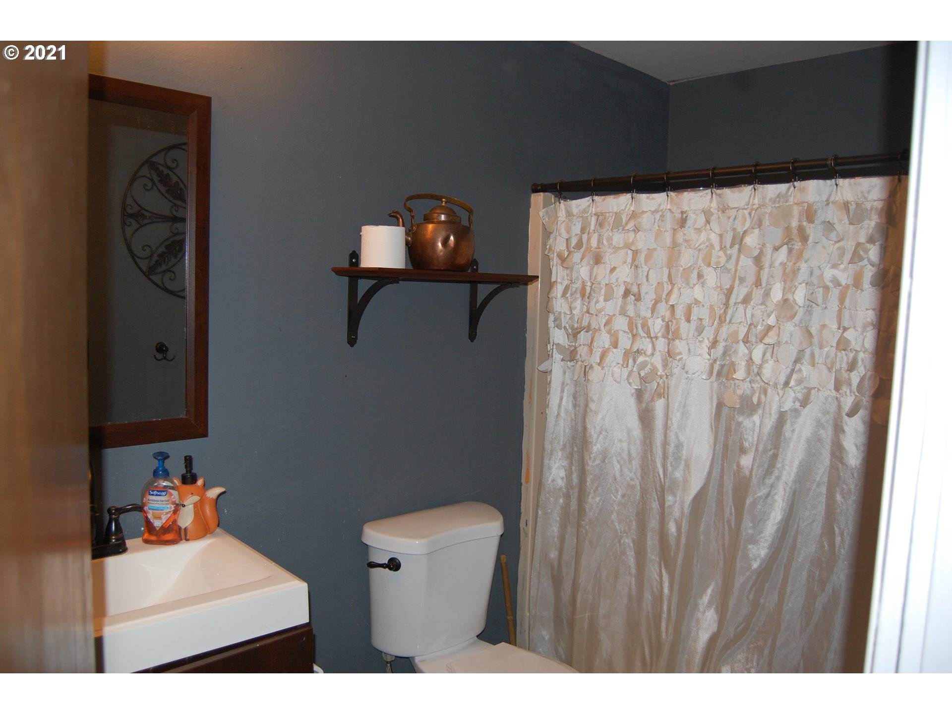 4020 Southwest 8th Street Gresham, OR 97030 - Photo 13 of 21 Gallery Image 13