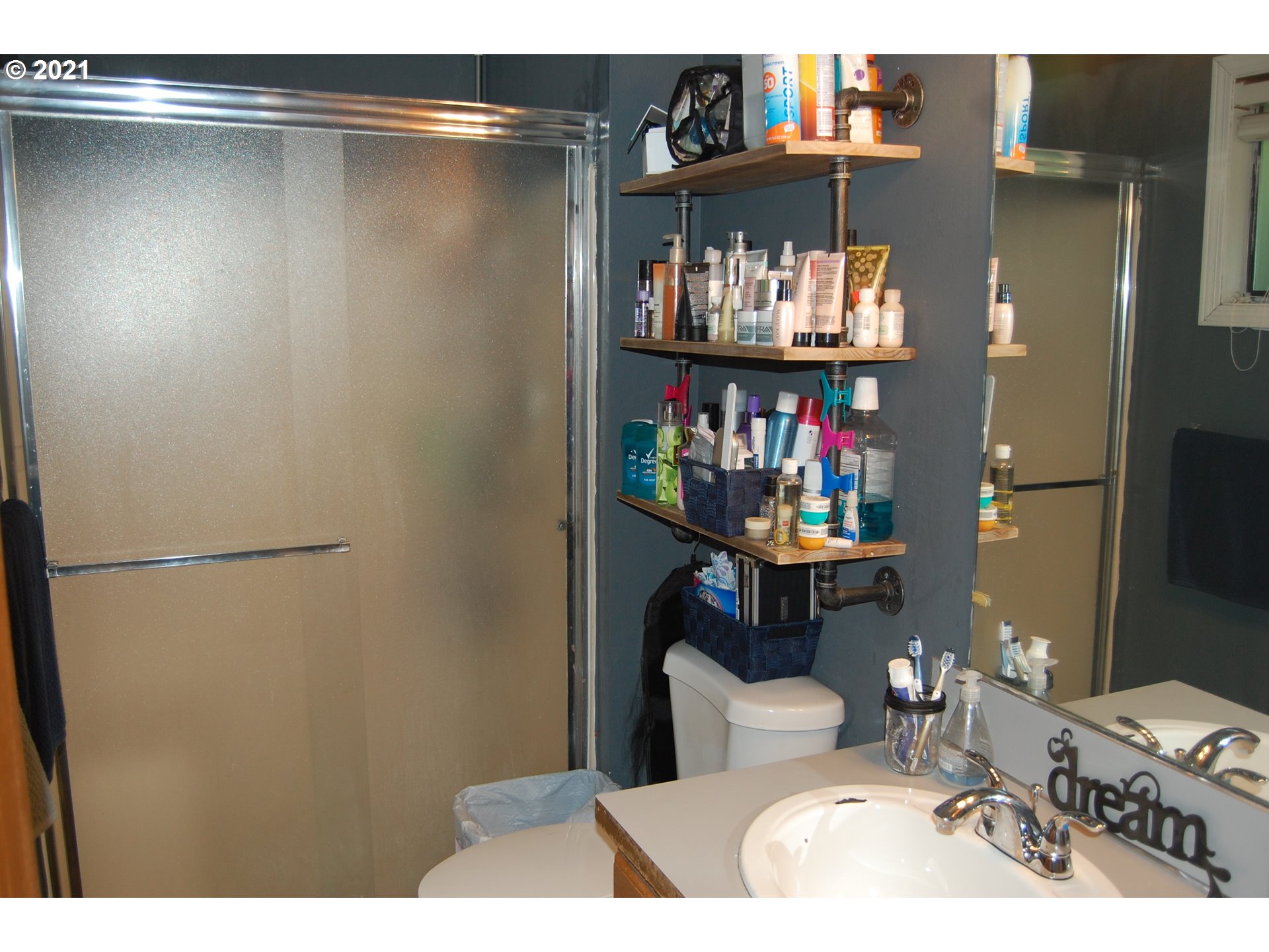 4020 Southwest 8th Street Gresham, OR 97030 - Photo 10 of 21 Gallery Image 10